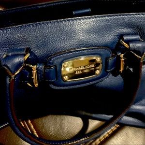 MK leather purse. blue in color. No rips or stains